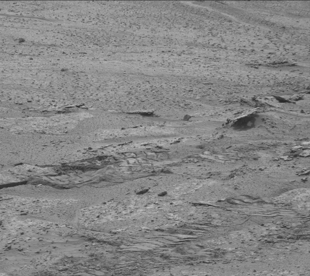 Sol 3672: Mast Camera (Mastcam)