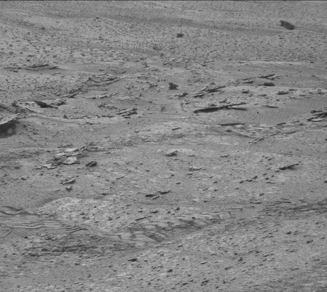 Sol 3672: Mast Camera (Mastcam)