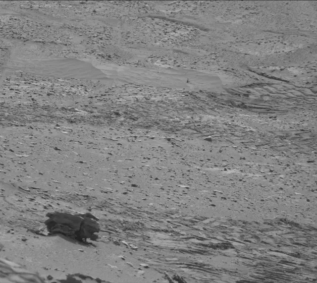Sol 3672: Mast Camera (Mastcam)