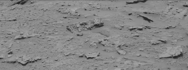 Sol 3674: Mast Camera (Mastcam)