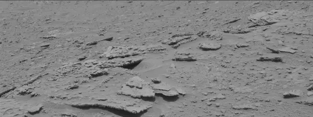 Sol 3674: Mast Camera (Mastcam)