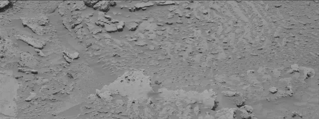 Sol 3674: Mast Camera (Mastcam)