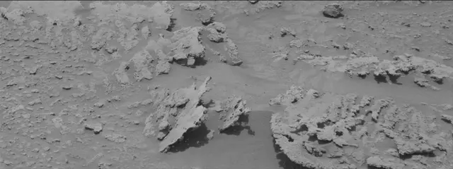 Sol 3674: Mast Camera (Mastcam)