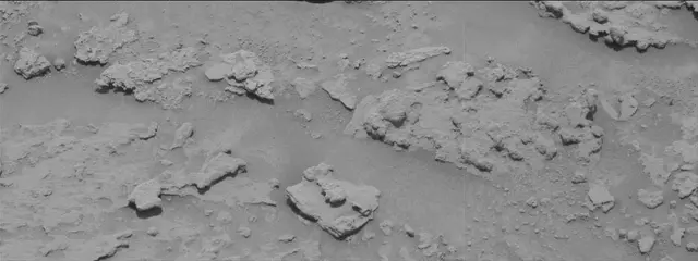 Sol 3674: Mast Camera (Mastcam)
