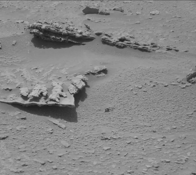 Sol 3674: Mast Camera (Mastcam)
