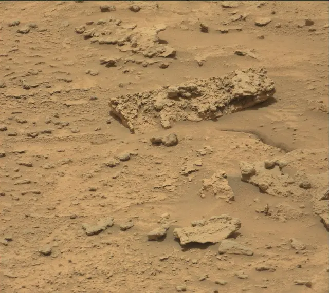 Sol 3674: Mast Camera (Mastcam)
