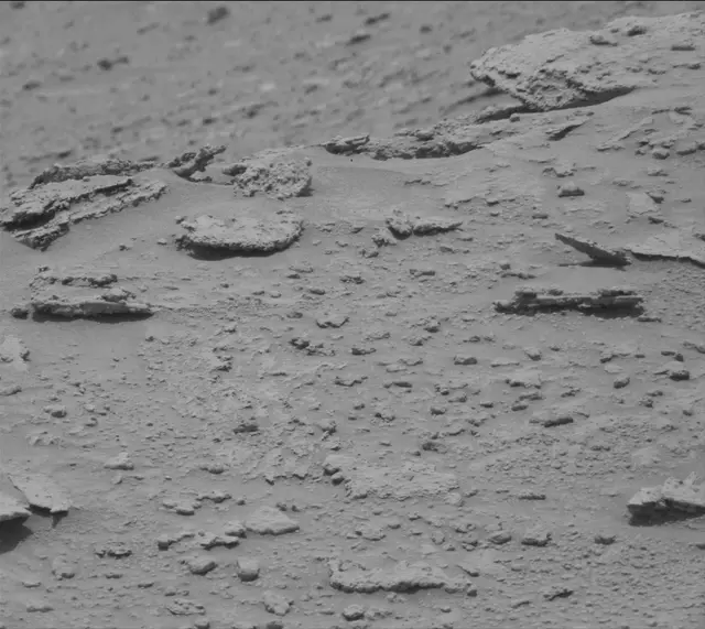 Sol 3674: Mast Camera (Mastcam)
