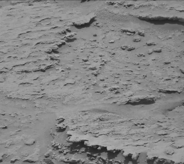 Sol 3674: Mast Camera (Mastcam)