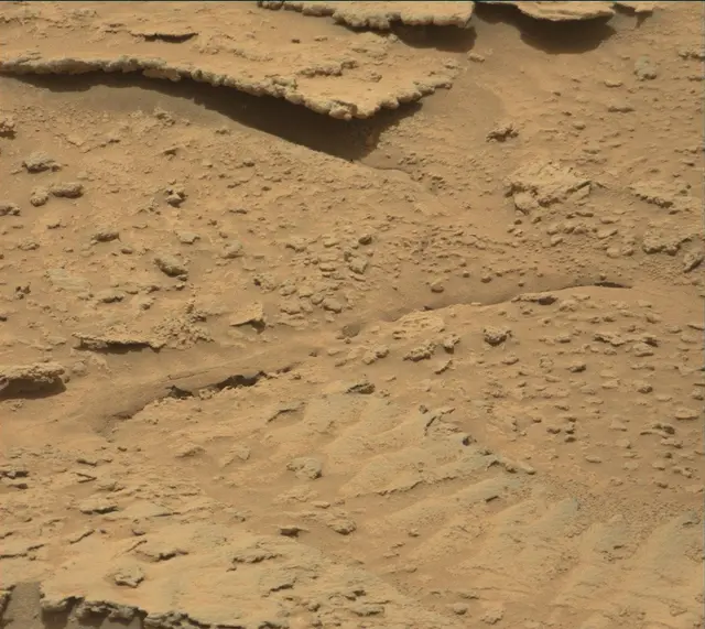 Sol 3674: Mast Camera (Mastcam)