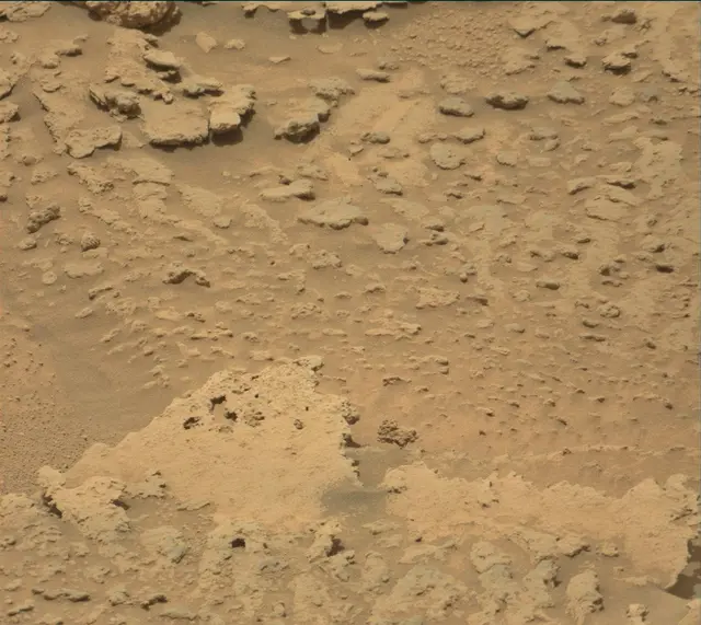 Sol 3674: Mast Camera (Mastcam)