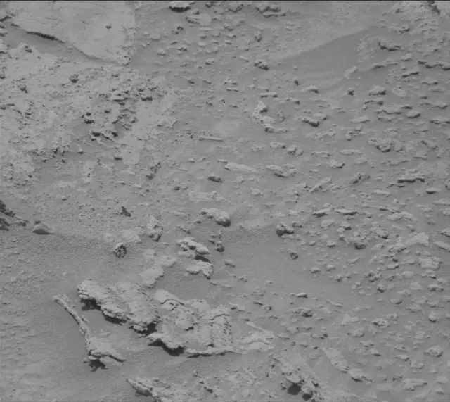 Sol 3674: Mast Camera (Mastcam)