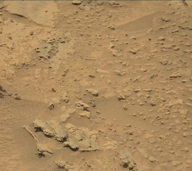 Sol 3674: Mast Camera (Mastcam)
