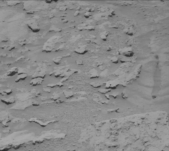 Sol 3674: Mast Camera (Mastcam)