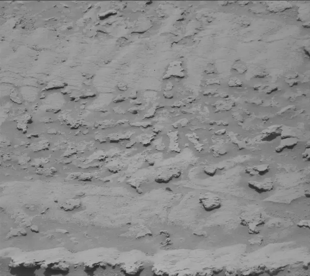 Sol 3674: Mast Camera (Mastcam)