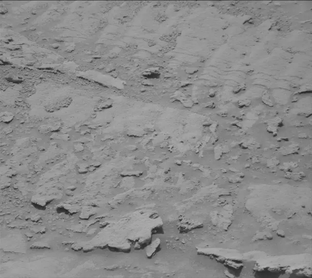 Sol 3674: Mast Camera (Mastcam)