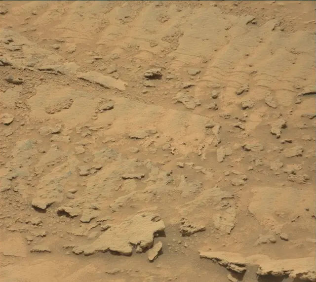 Sol 3674: Mast Camera (Mastcam)