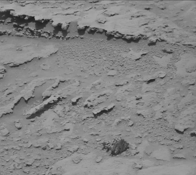 Sol 3674: Mast Camera (Mastcam)