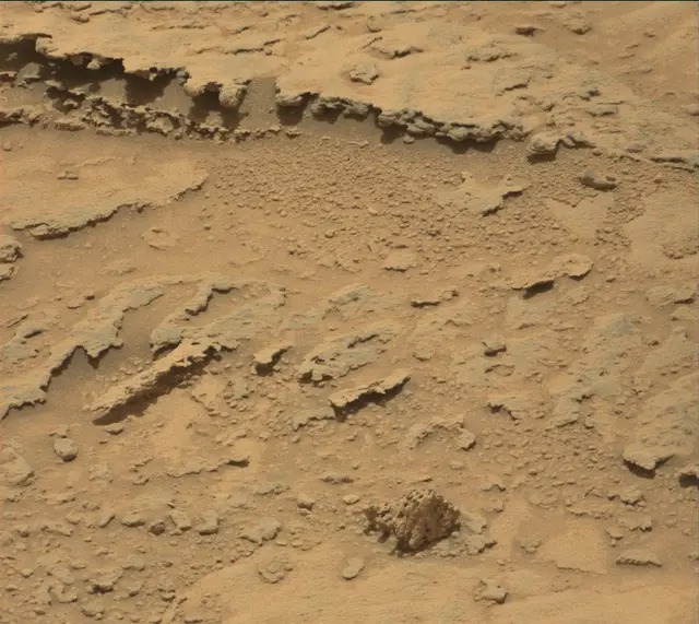Sol 3674: Mast Camera (Mastcam)