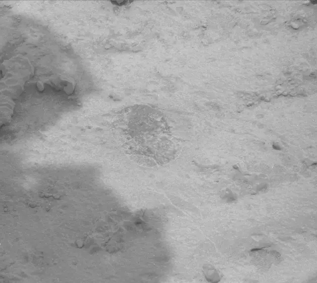 Sol 3674: Mast Camera (Mastcam)