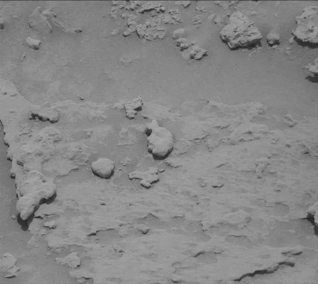 Sol 3674: Mast Camera (Mastcam)