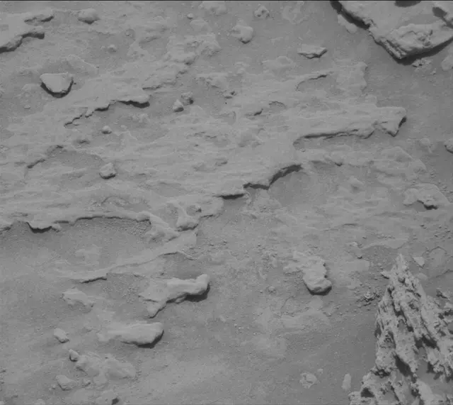Sol 3674: Mast Camera (Mastcam)