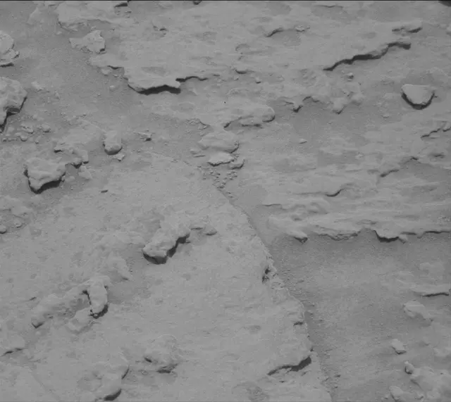 Sol 3674: Mast Camera (Mastcam)