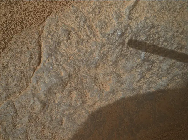 Sol 3674: Mars Hand Lens Imager (MAHLI)