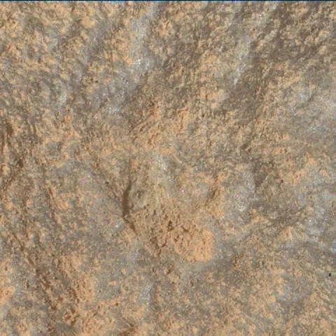 Sol 3674: Mars Hand Lens Imager (MAHLI)