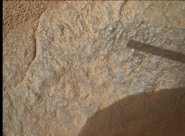 Sol 3674: Mars Hand Lens Imager (MAHLI)