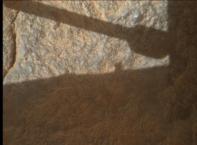 Sol 3674: Mars Hand Lens Imager (MAHLI)
