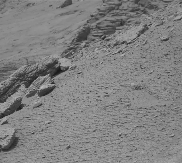 Sol 3676: Mast Camera (Mastcam)