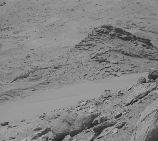 Sol 3676: Mast Camera (Mastcam)
