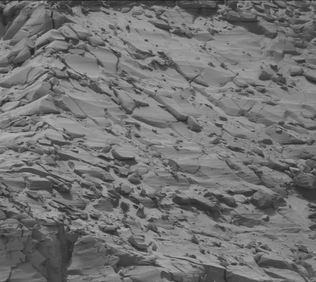 Sol 3676: Mast Camera (Mastcam)
