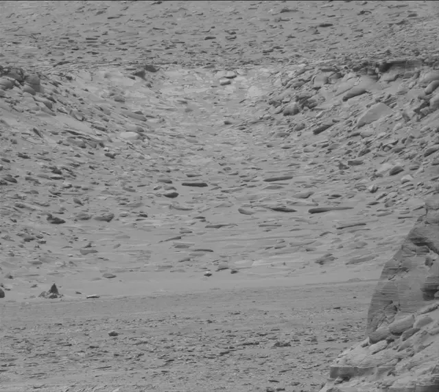 Sol 3676: Mast Camera (Mastcam)