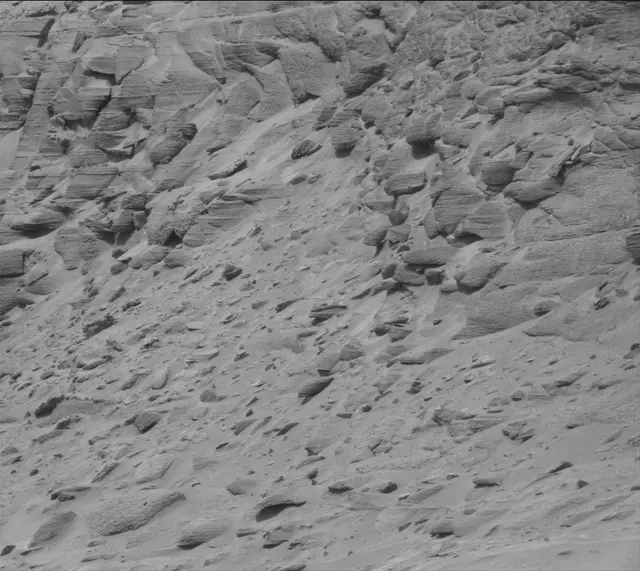 Sol 3676: Mast Camera (Mastcam)
