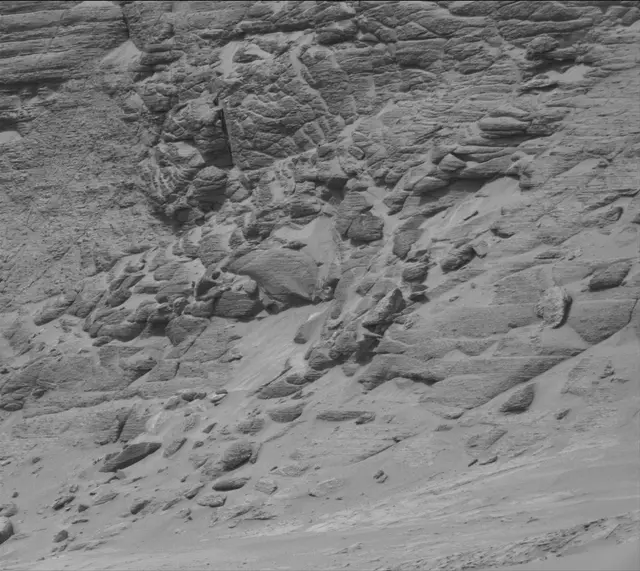 Sol 3676: Mast Camera (Mastcam)
