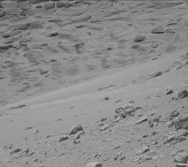Sol 3676: Mast Camera (Mastcam)