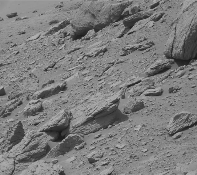 Sol 3676: Mast Camera (Mastcam)