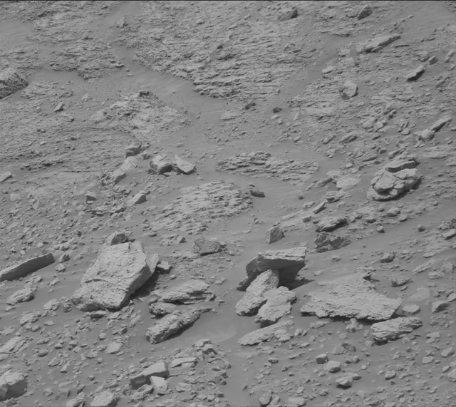 Sol 3676: Mast Camera (Mastcam)