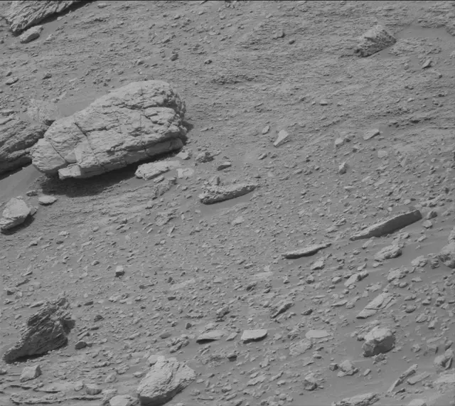 Sol 3676: Mast Camera (Mastcam)