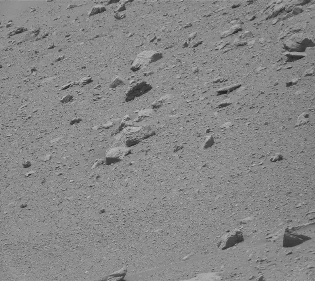 Sol 3676: Mast Camera (Mastcam)