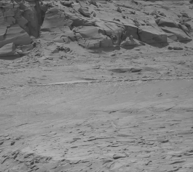 Sol 3676: Mast Camera (Mastcam)