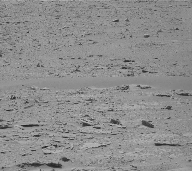 Sol 3676: Mast Camera (Mastcam)