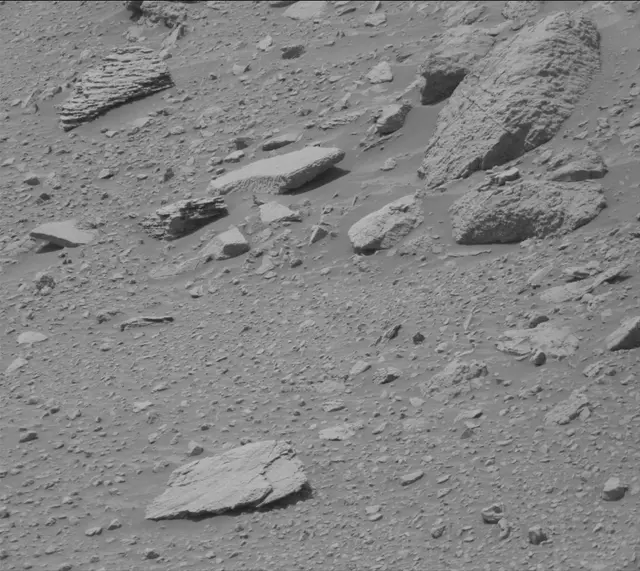Sol 3676: Mast Camera (Mastcam)
