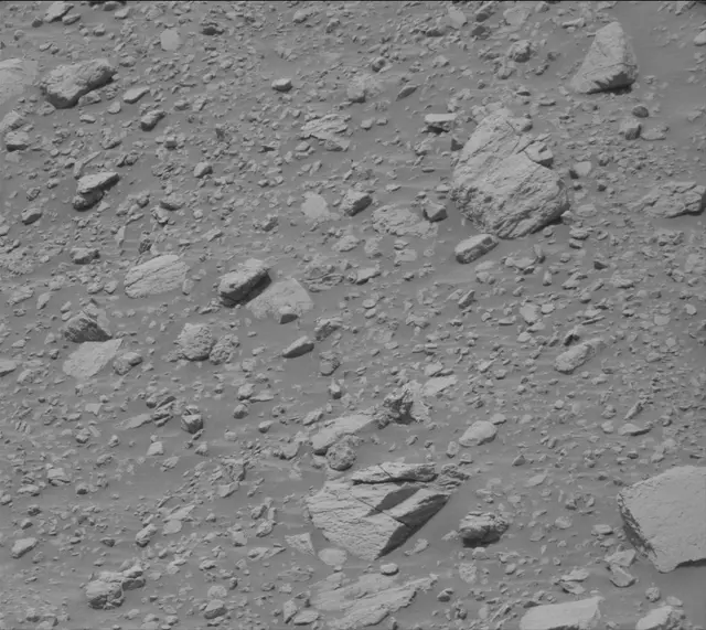Sol 3676: Mast Camera (Mastcam)