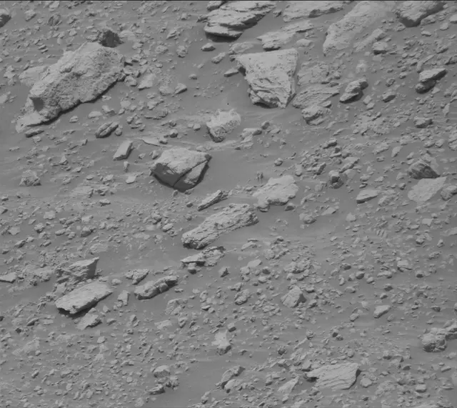 Sol 3676: Mast Camera (Mastcam)