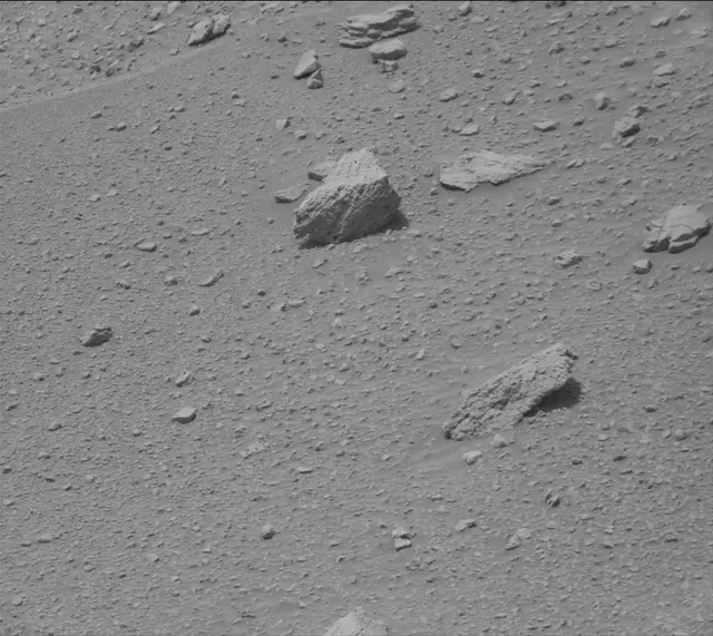 Sol 3676: Mast Camera (Mastcam)