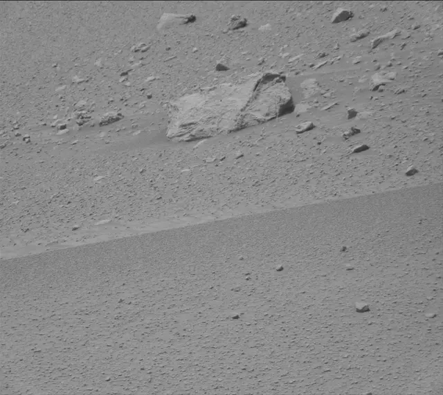 Sol 3676: Mast Camera (Mastcam)