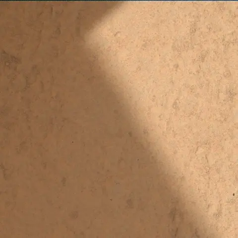 Sol 3676: Mars Hand Lens Imager (MAHLI)