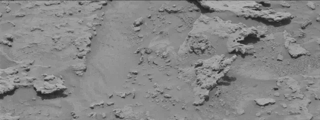Sol 3677: Mast Camera (Mastcam)